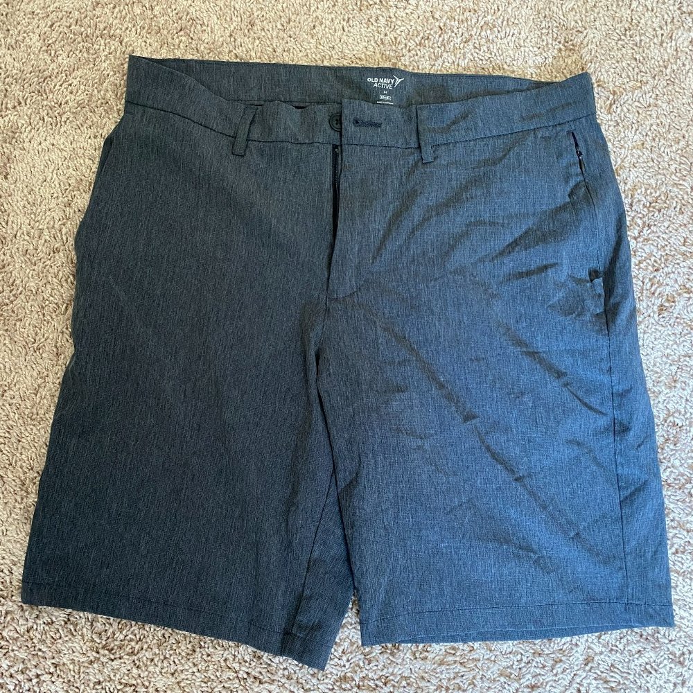 Old Navy Active/Golf Gray Shorts